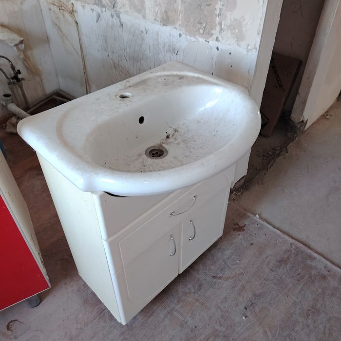 Умывальник продам