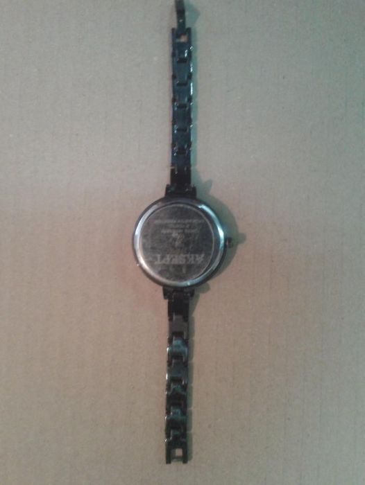 Дамски елегантен часовник