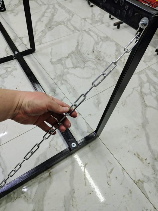 Продам полку для шин.