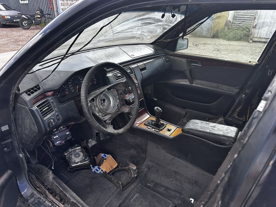 Мерс w210 E200