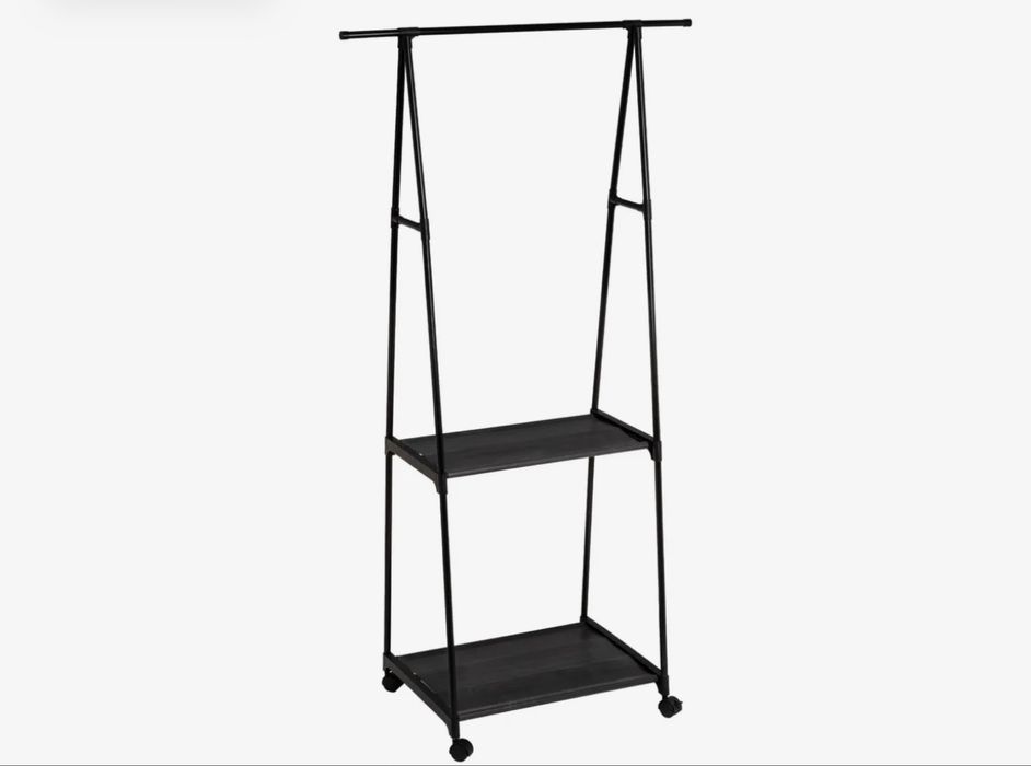 Щендер за дрехи в черен цвят