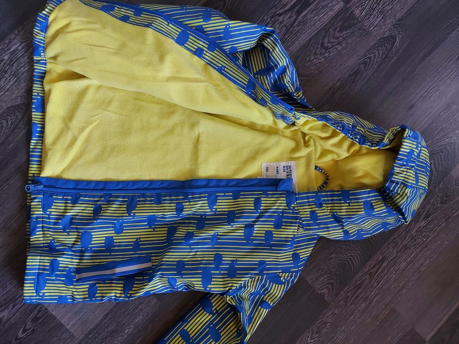 3 броя детски якета за момче