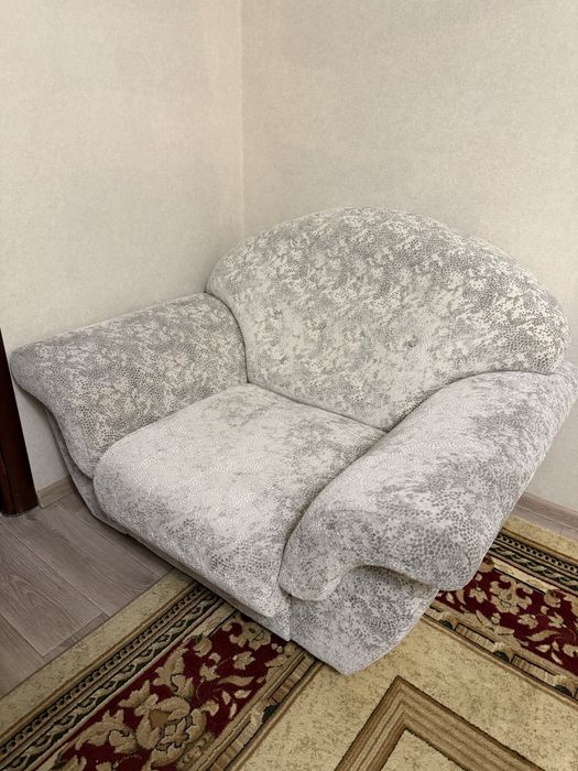 Диван + 2 кресла