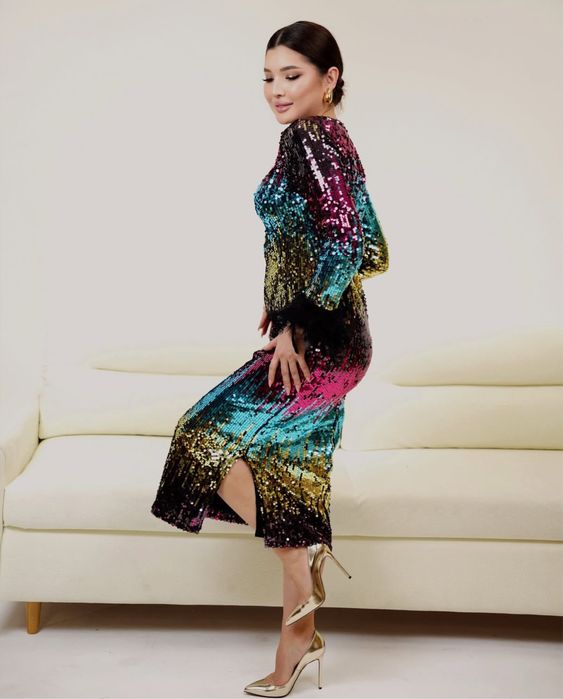 Новые платья с этикеткой