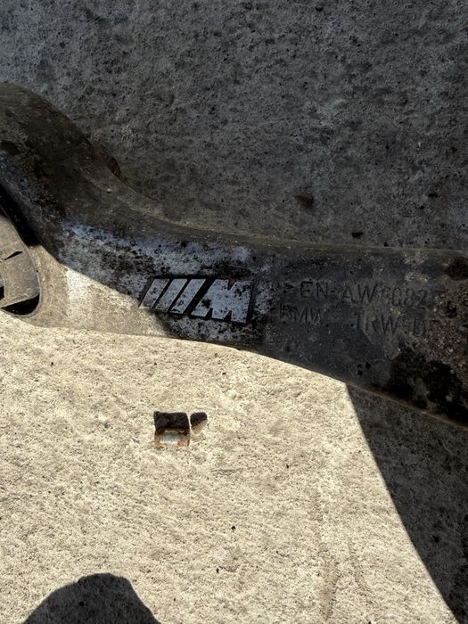 Шенкели носачи главини bmw m5 f10 m6 f06 бмв м5 ф10 м6 окачване носачи