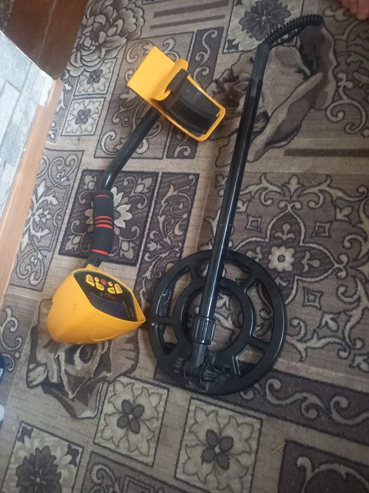 Продаеться Металлискатель 90 000