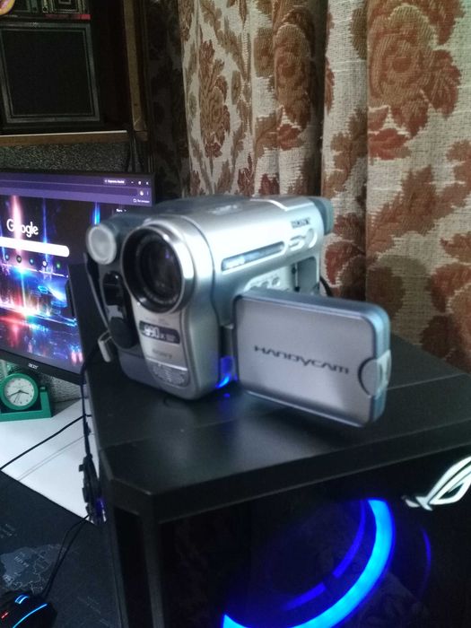 видео-камера SONY DCR-TRV 265E HANDYCAM Digital 8 и плата захвата 1394