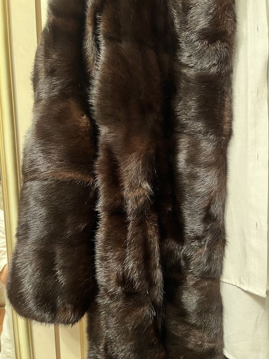 Шуба срочно продам