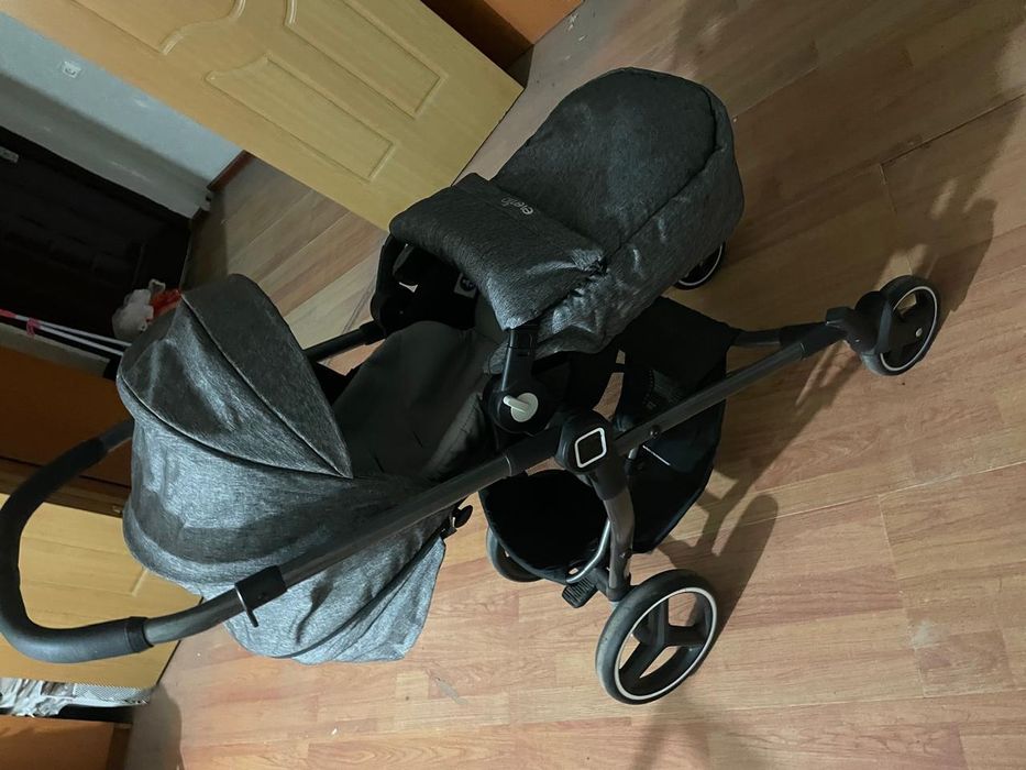 Коляска  Evenflo