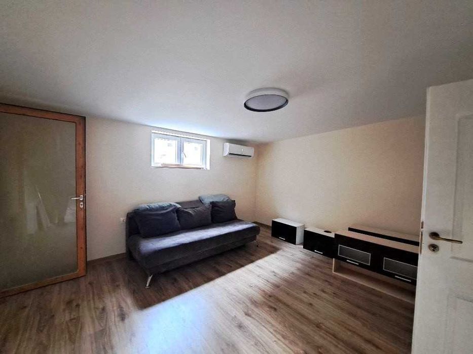 под наем 2-стаен в Сухата река