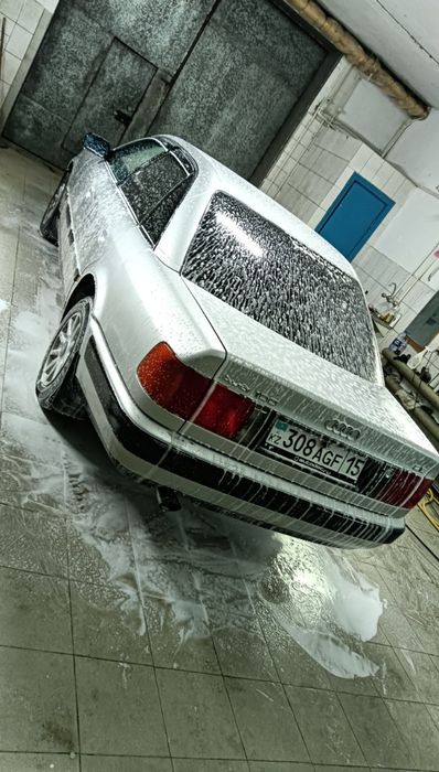 В продаже Audi 100 c4