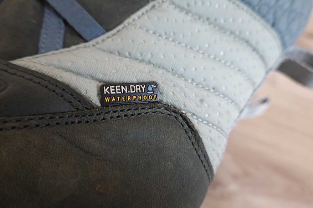 Туристически обувки KEEN №39,5