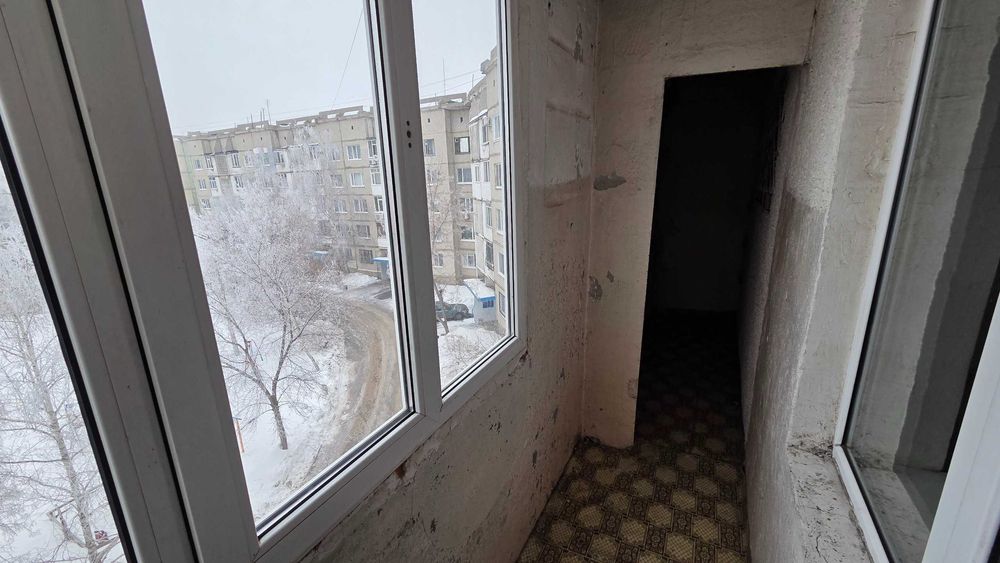 Продам квартиру на 8-м микрорайоне