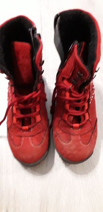 Червени велурени боти за момиче  31