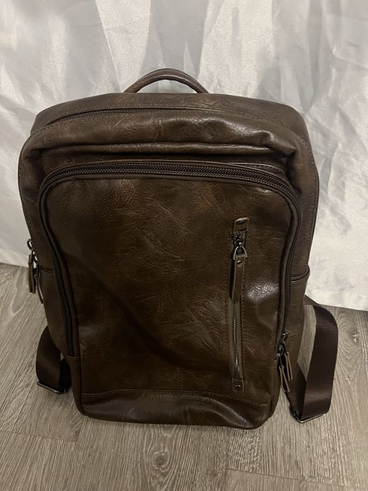 Продается мужской рюкзак