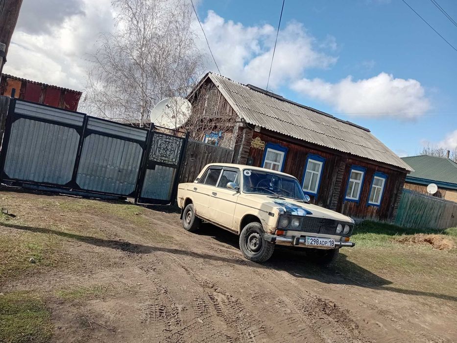 Машина ваз  2106