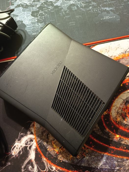 Consola Xbox 360 Slim 250 GB HDD