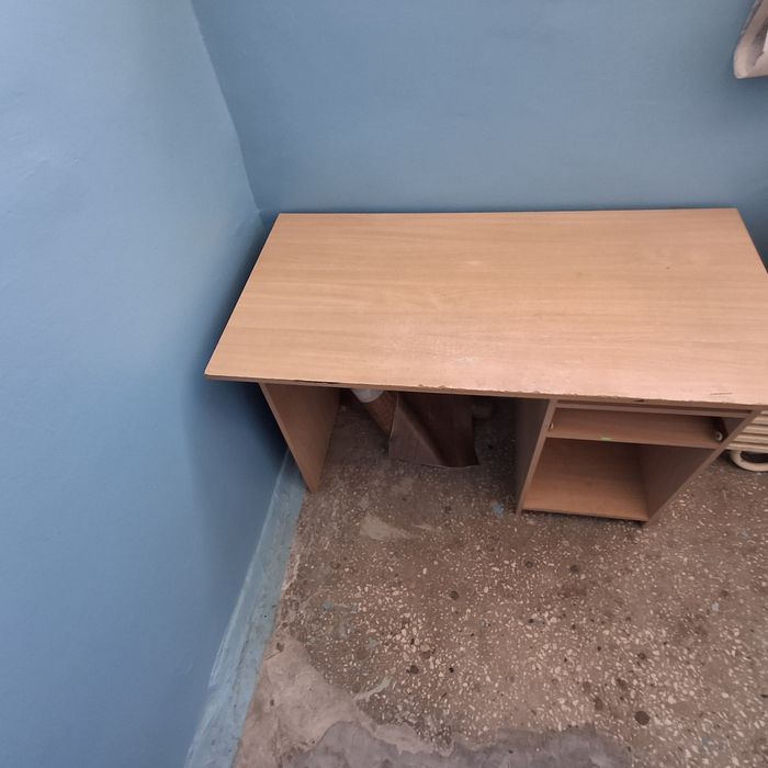 Продается ученический стол