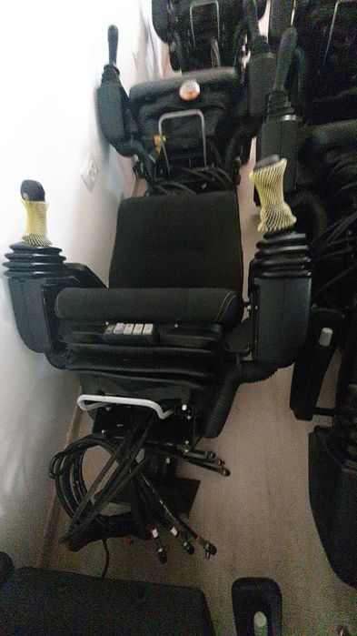Scaun jcb joistik