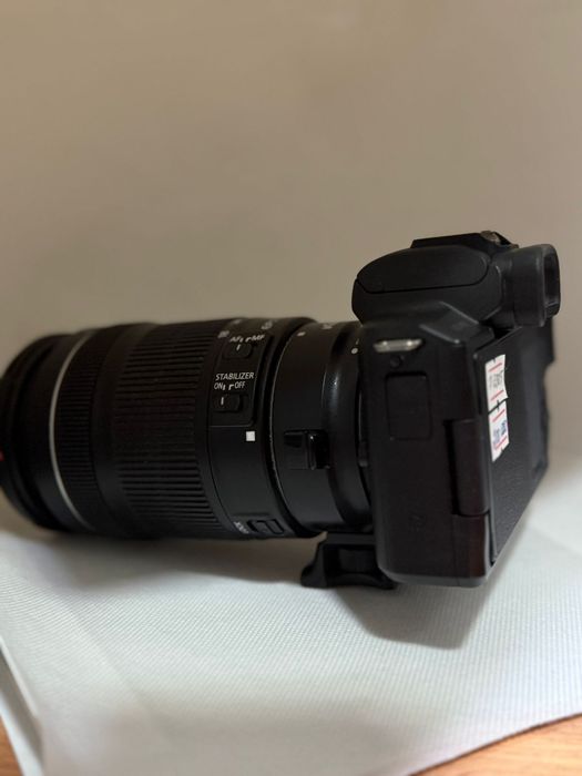 Canon EOS M50 фотоаппарат