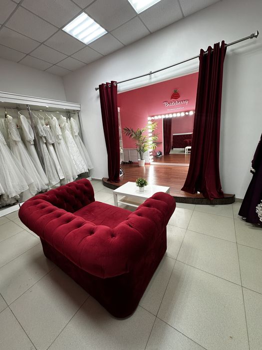 Продажа свадебного салона