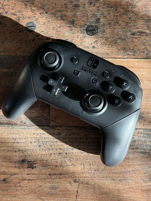 Nintendo Switch OLED Red Edition + Pro Controller + Cases | Like New