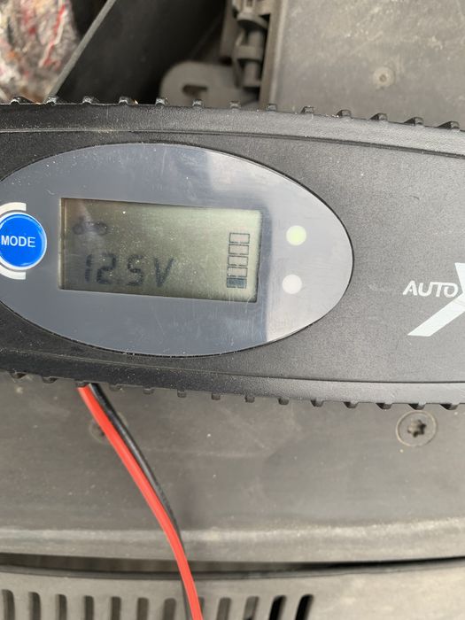 Incarcator acumulatori auto, moto, electronic