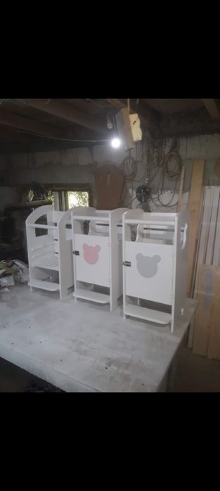 Mobilier gen montessorii