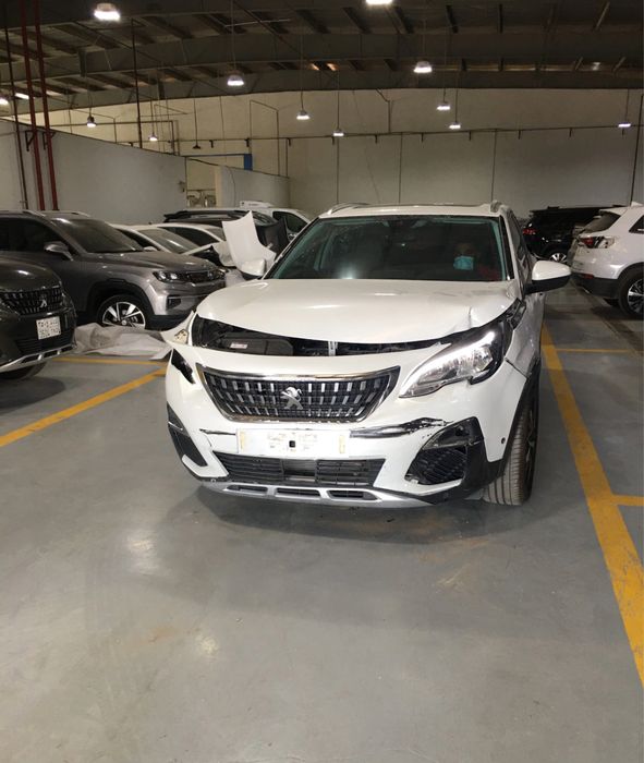Peugeot 3008  2018г.  1.2 Pure tech