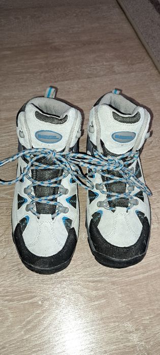 Mountain  Warehouse  Дамски  Туристически  Обувки 39