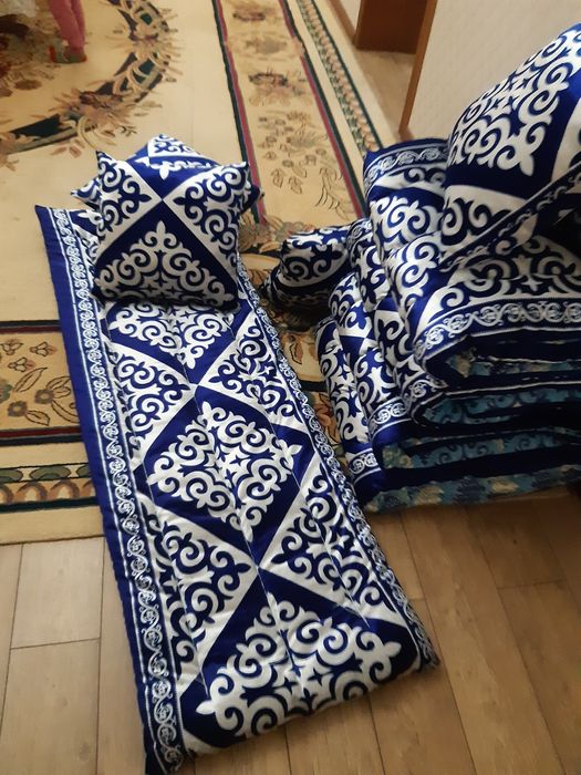 Қызыл телпек порно ойыны