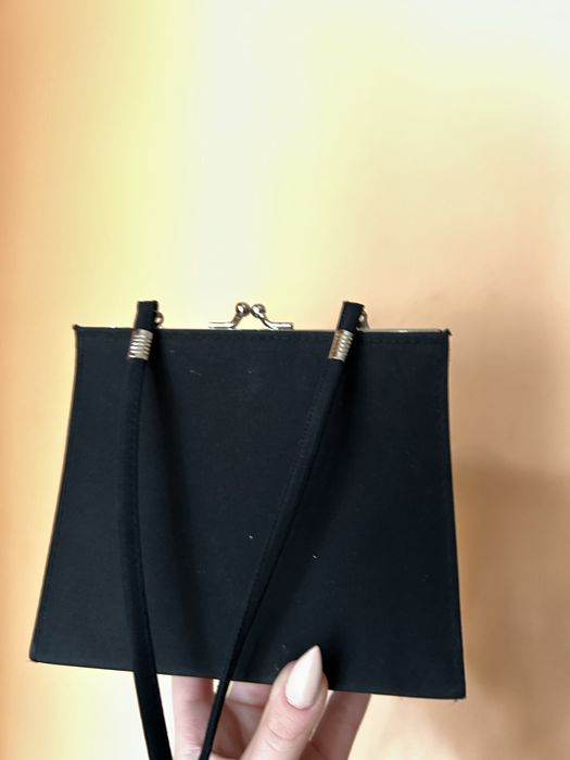 Малка дамска чанта