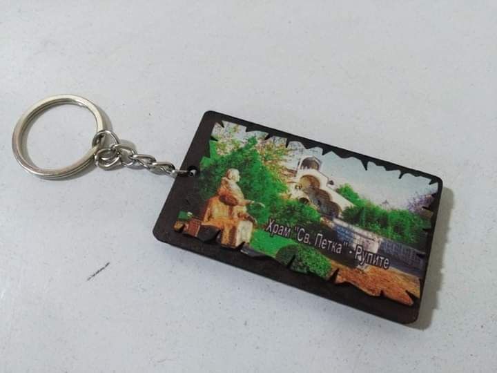Ключодържатели,  магнитни стикери, сувенири