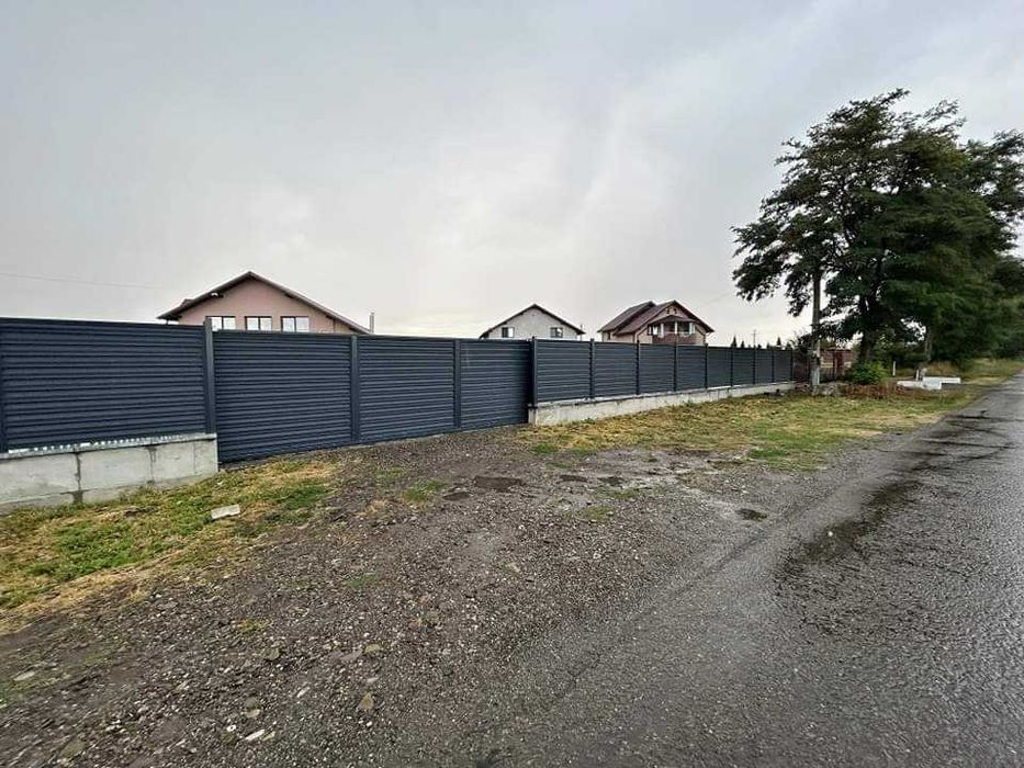 Garduri din sipca metalica, panouri stil jaluzele, tabla, plasa si BCA