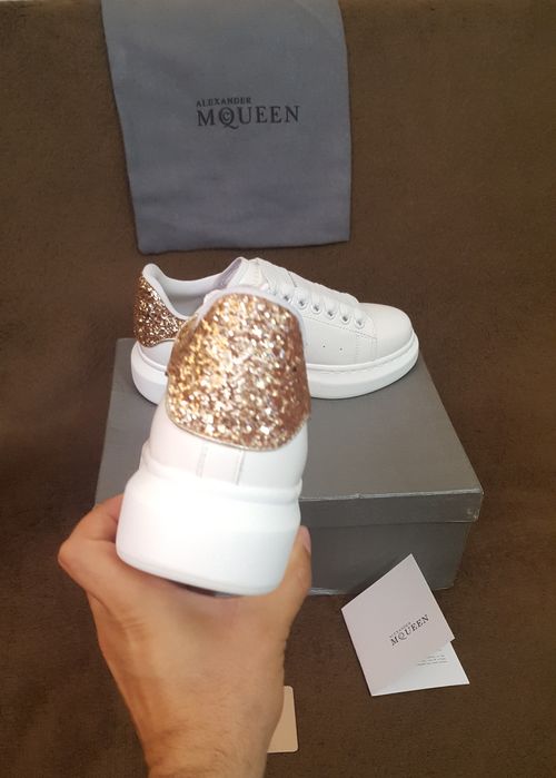 Уникални дамски обувки