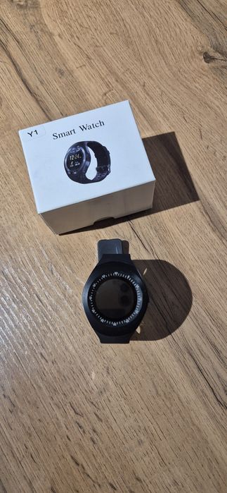 Смарт-часы чёрные