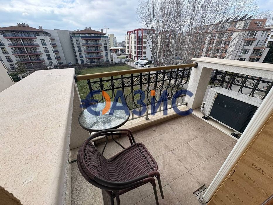 Продава се Двустаен апартамент в к.к. Слънчев бряг - 48 кв.м за 1052 €/кв.м - Снимка #6