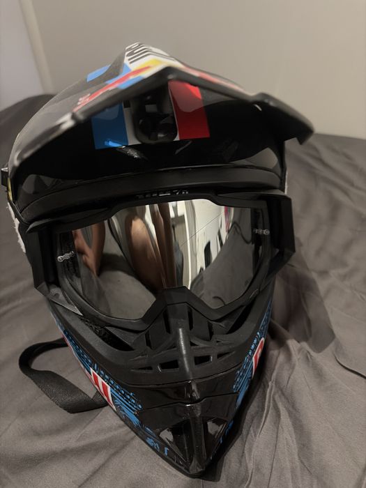 Casca enduro Red bull + ochelari 100%