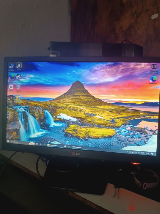 Монитор Lg 22 дюйма