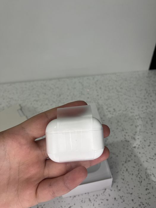 Apple Airpods pro 2(serie valida si factura!!Le vand urgent‼️