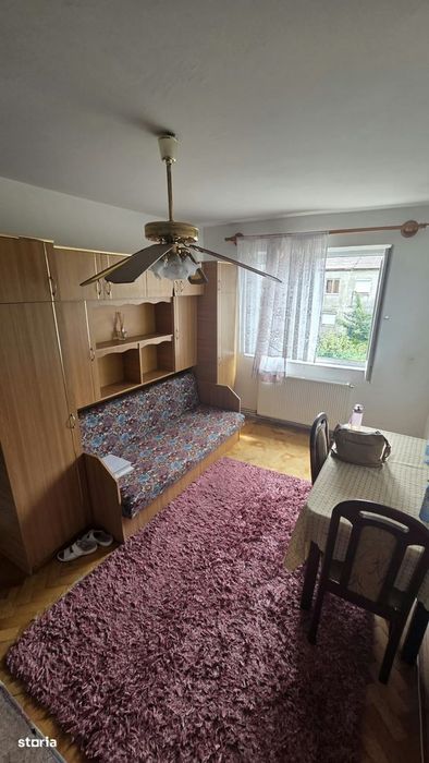 Apartament 3 camere de vanzare – Aleea Humulesti