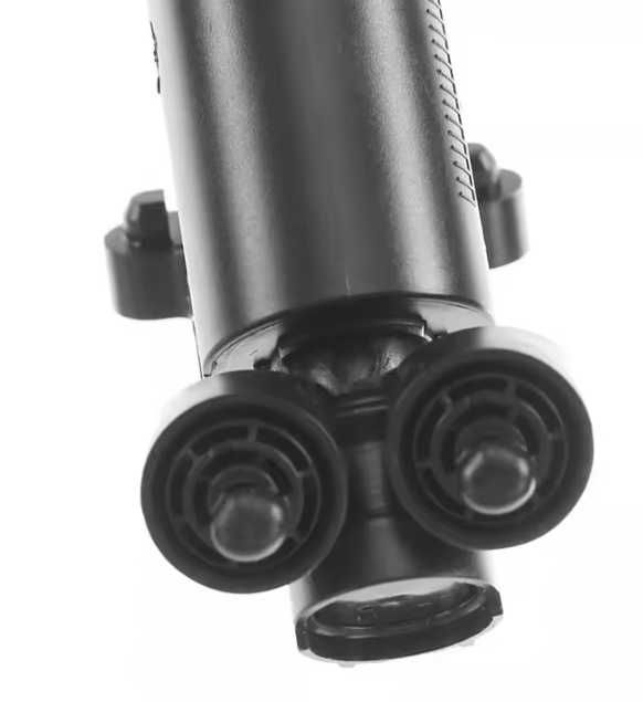 Пръскалка Mercedes W203 чистачка дюзи мерцедeс пръскалки фарове