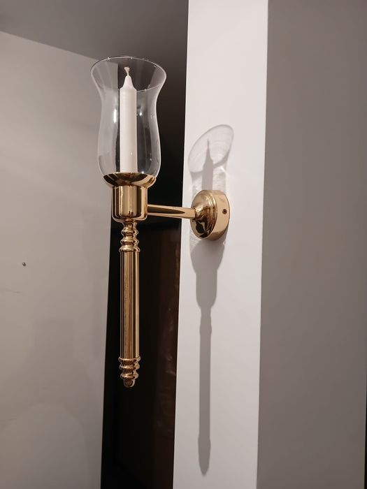 Vând 2 suporturi cu lumânare,tip lampa