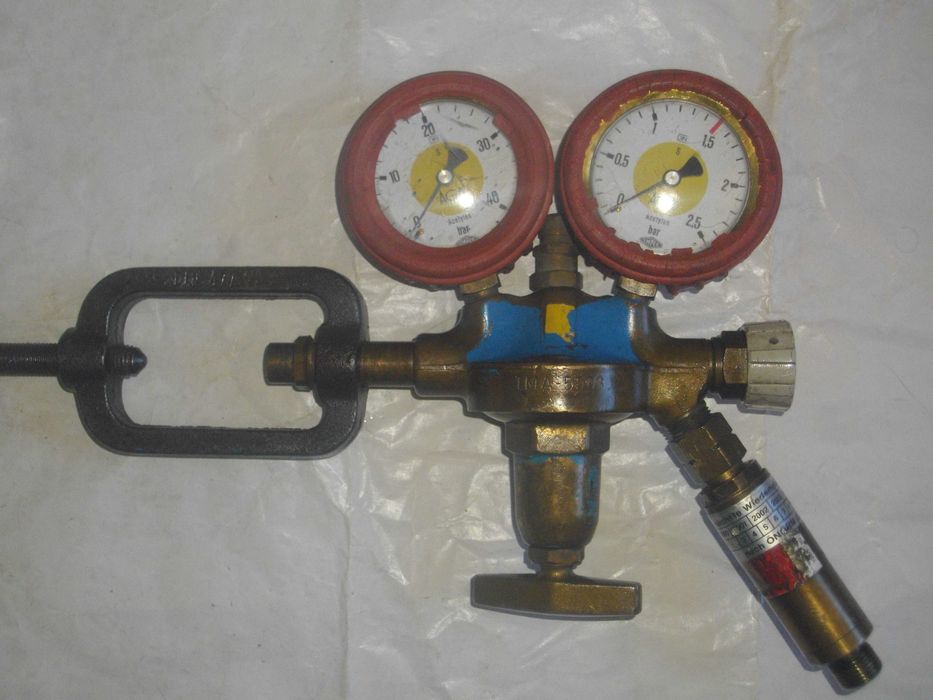 Манометри климатик фреон Редуцир вентил за газ пропан-бутан  Ацетилен