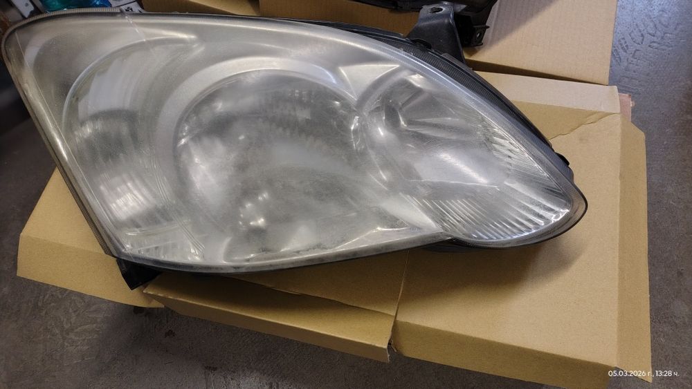 Фарове от Toyota Corolla