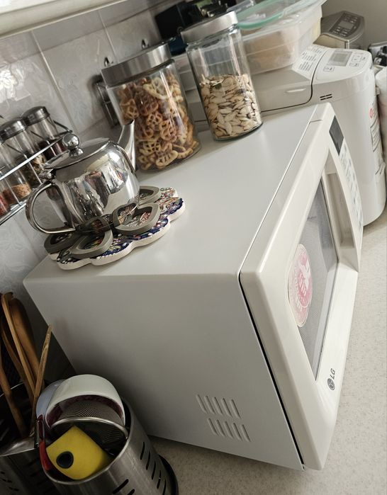Микроволновка LG бу