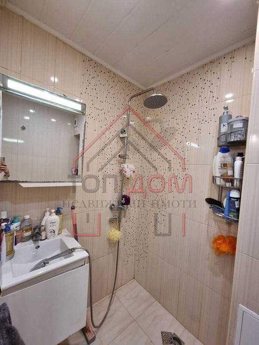 Продава се Тристаен апартамент в Варна, Цветен квартал - 61 кв.м за 1722 €/кв.м - Снимка #12
