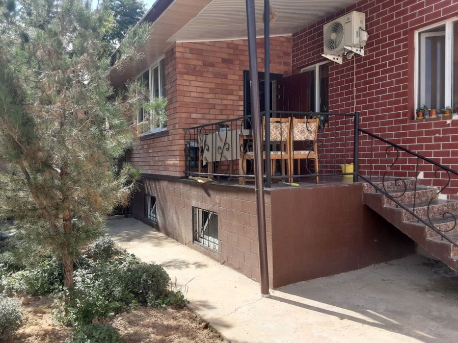 Дом-дача. 5 соток. Все условия. Бостанлык.