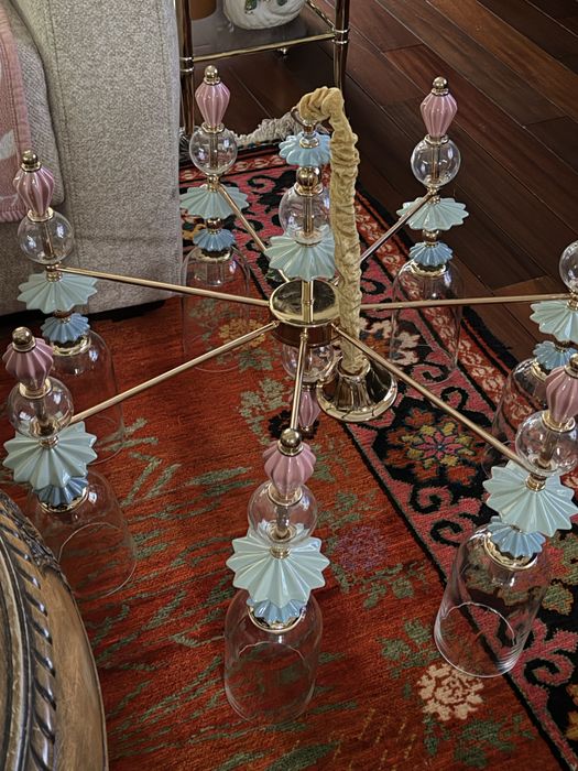 Продам 7 рожковую люстру