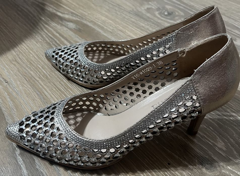 Туфельки блестящие летние